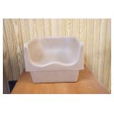 Booster Seat. Cambro