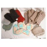 Oven Mitts and Handle Mitts