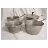 Aluminum Pots 1 lid (doesn