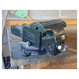 Larin Bench Vise 6"-grip