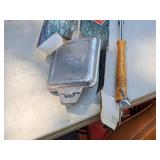 Camp Fire Hot Sandwich & Treat Maker with Roasting Skewer