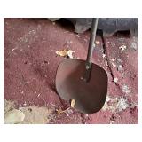 Hand Ice Auger with 7-1/2" Boring Blade