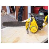 McCulloch Gasoline-Powered Chainsaw 20" Bar