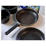 Lot of (3) Non-Stick Skillets/Pans