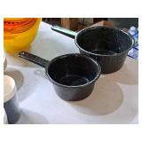 Lot of (2) Pots/Pans