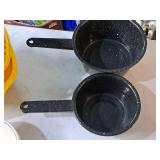 Lot of (2) Pots/Pans