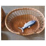Lot of (4) Pet Supplies - Wicker Beds (x2), Food Bowl, Toy Fish