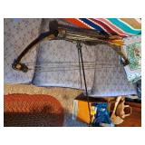 48" Archery Bow with Arrows