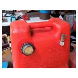 6.6-Gallon Plastic Marine Gasoline Tank