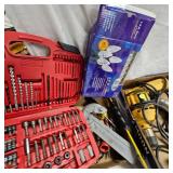 Lof of Drills, DeWalt, Heat Gun and Misc Tools