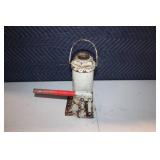 Lakin Hydraulic Bottle Jack with Handle