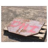 Mount Plate 1/2" x 28" x 34"