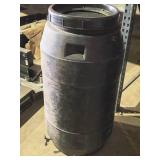 Plastic Catch Drum with Faucet