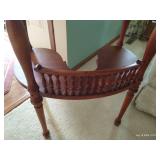 Kidney Shaped Rosewood Victorian Table With Decorative Inlays Kidney Shaped Rosewood Victorian Table With Decorative Inlays