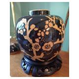 Beautiful UND Pottery Lidded Jar Beautiful UND Pottery Lidded Jar