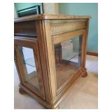 Oak End Table w/ Glass Sides Oak End Table w/ Glass Sides