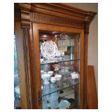 Gorgeous Oak China Hutch (NO CONTENTS) Gorgeous Oak China Hutch (NO CONTENTS)