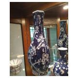 Vintage Asian Vases & Tiny Bowls Vintage Asian Vases & Tiny Bowls