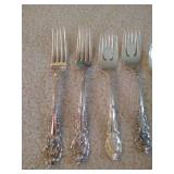 (2) 4-Piece Settings of Wallace Sir Christopher Sterling Flatware (2) 4-Piece Settings of Wallace Sir Christopher Sterling Flatware