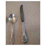 (1) 5-Piece Setting of Wallace Sir Christopher Sterling Flatware (1) 5-Piece Setting of Wallace Sir Christopher Sterling Flatware