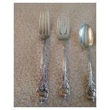 (1) 5-Piece Setting of Wallace Sir Christopher Sterling Flatware (1) 5-Piece Setting of Wallace Sir Christopher Sterling Flatware