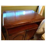 Wood Tv Stand w/Swivel Top Wood Tv Stand w/Swivel Top