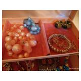 Jewelry Box w/Contents Jewelry Box w/Contents
