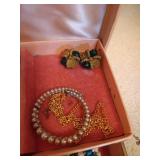 Jewelry Box w/Contents Jewelry Box w/Contents