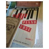 Easy/ Beginner Level Piano Book Lot Easy/ Beginner Level Piano Book Lot