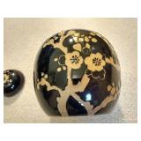 Beautiful UND Pottery Lidded Jar Beautiful UND Pottery Lidded Jar