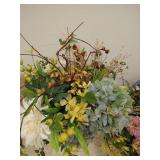 Very Nice Floral Arrangements & Extra Large Picture Very Nice Floral Arrangements & Extra Large Picture