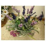 Large Daisy & Small Spring Lavender Arrangements Large Daisy & Small Spring Lavender Arrangements