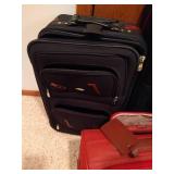 Luggage Lot- A Couple of Nice Carry-Ons! Luggage Lot- A Couple of Nice Carry-Ons!
