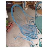 Neat Wrought Iron Patio Table & Spring Bouncy Chairs Neat Wrought Iron Patio Table & Spring Bouncy Chairs