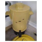 Vintage Kitchen Items- 8qt Corningware Dutch Oven, Table Top Fryer/Cooker, Etc Vintage Kitchen Items- 8qt Corningware Dutch Oven, Table Top Fryer/Cooker, Etc