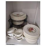 China Set "Wedgwood Wellesley Bullfinch" China Set "Wedgwood Wellesley Bullfinch"