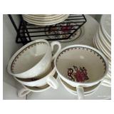 China Set "Wedgwood Wellesley Bullfinch" China Set "Wedgwood Wellesley Bullfinch"
