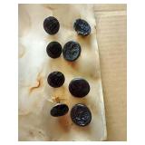 (18) Antique Buttons (18) Antique Buttons
