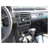 1990 Mazda B2600i 4X4 Pickup Truck