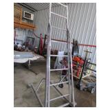 Rolling 4-wheel Ladder