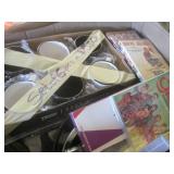 (BR1) Box Full of Misc Unsorted Thi... (BR1) Box Full of Misc Unsorted Thi...