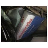 (BR1) Box Full of Misc Unsorted Thi... (BR1) Box Full of Misc Unsorted Thi...