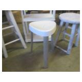 (RMC) 3 Stools and Small Shelf... (RMC) 3 Stools and Small Shelf...