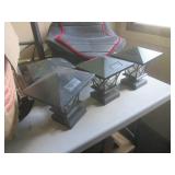 (RMT) Lot of Misc - Wicker Table wi... (RMT) Lot of Misc - Wicker Table wi...