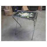 (C-2) 4 Vintage Metal Lap Trays and... (C-2) 4 Vintage Metal Lap Trays and...