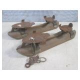 (CS) Pair of Antique Ice Skates wit... (CS) Pair of Antique Ice Skates wit...