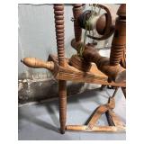 Exquisite Antique Spinning Wheel BEAUTIFUL! Great condition.