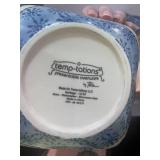 New in Box Temp-tations Bakeware