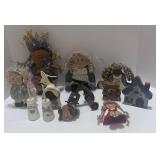 Bag of Miscellaneous Wooden Figurines