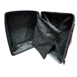 Hardshell Suitcases (2) Large and Carry On Hardshell Suitcases (2) Large and Carry On